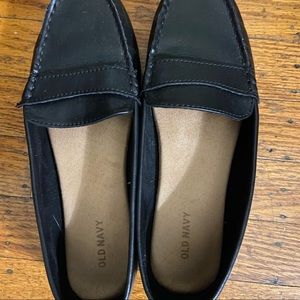 Old Navy Black Loafers
